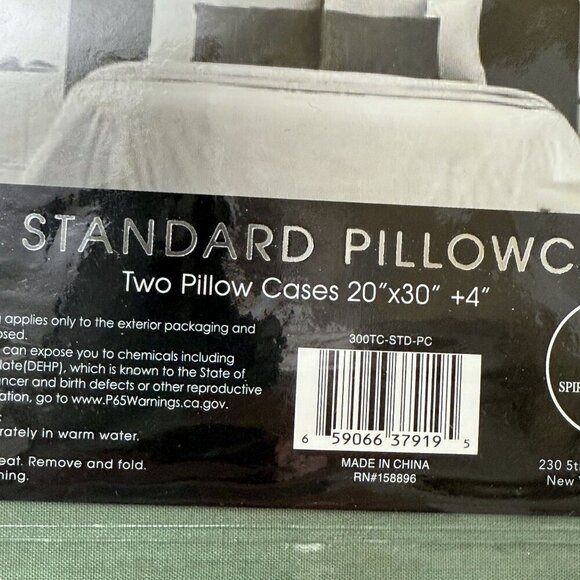 Hotel 5th Ave Pair of Pillowcases Green 100% Cotton 300 Thread Count NWT - Picture 5 of 5